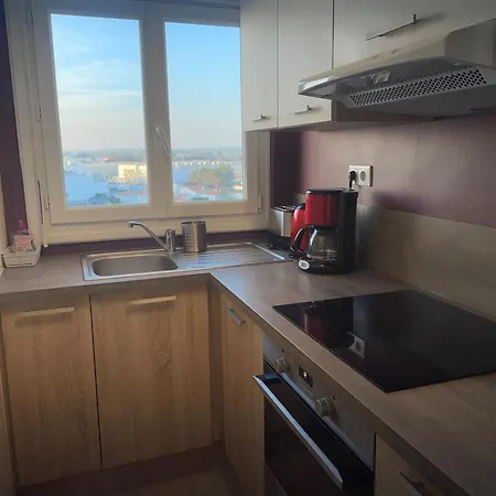 Bel 1 Pour 5 Personnes Au Bord De La à - Fr-1-323-216 Appartamento *