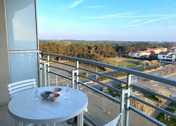 Bel 1 Pour 5 Personnes Au Bord De La A - Fr-1-323-216 *